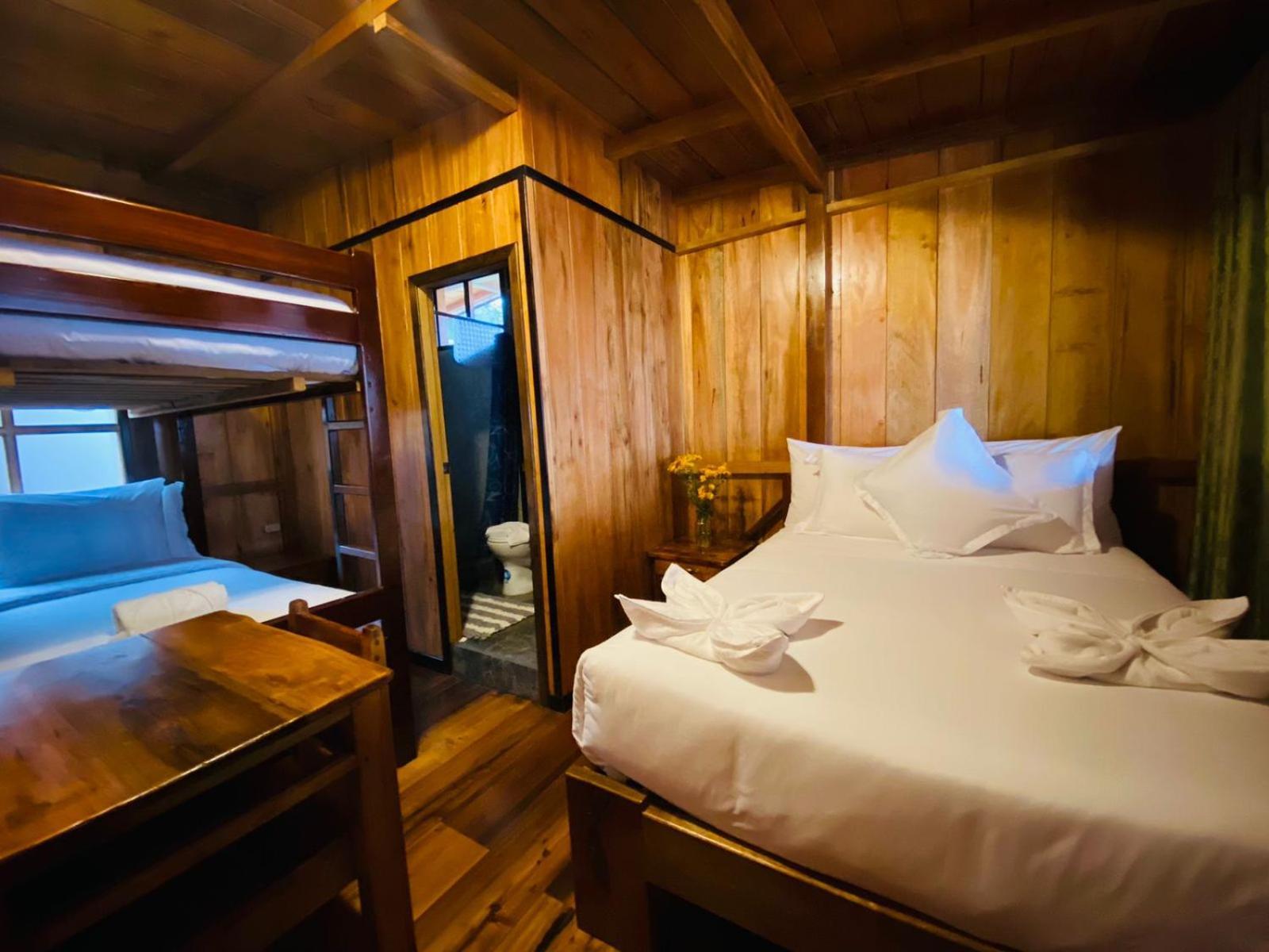 Guayabo Hostal ميندو الغرفة الصورة