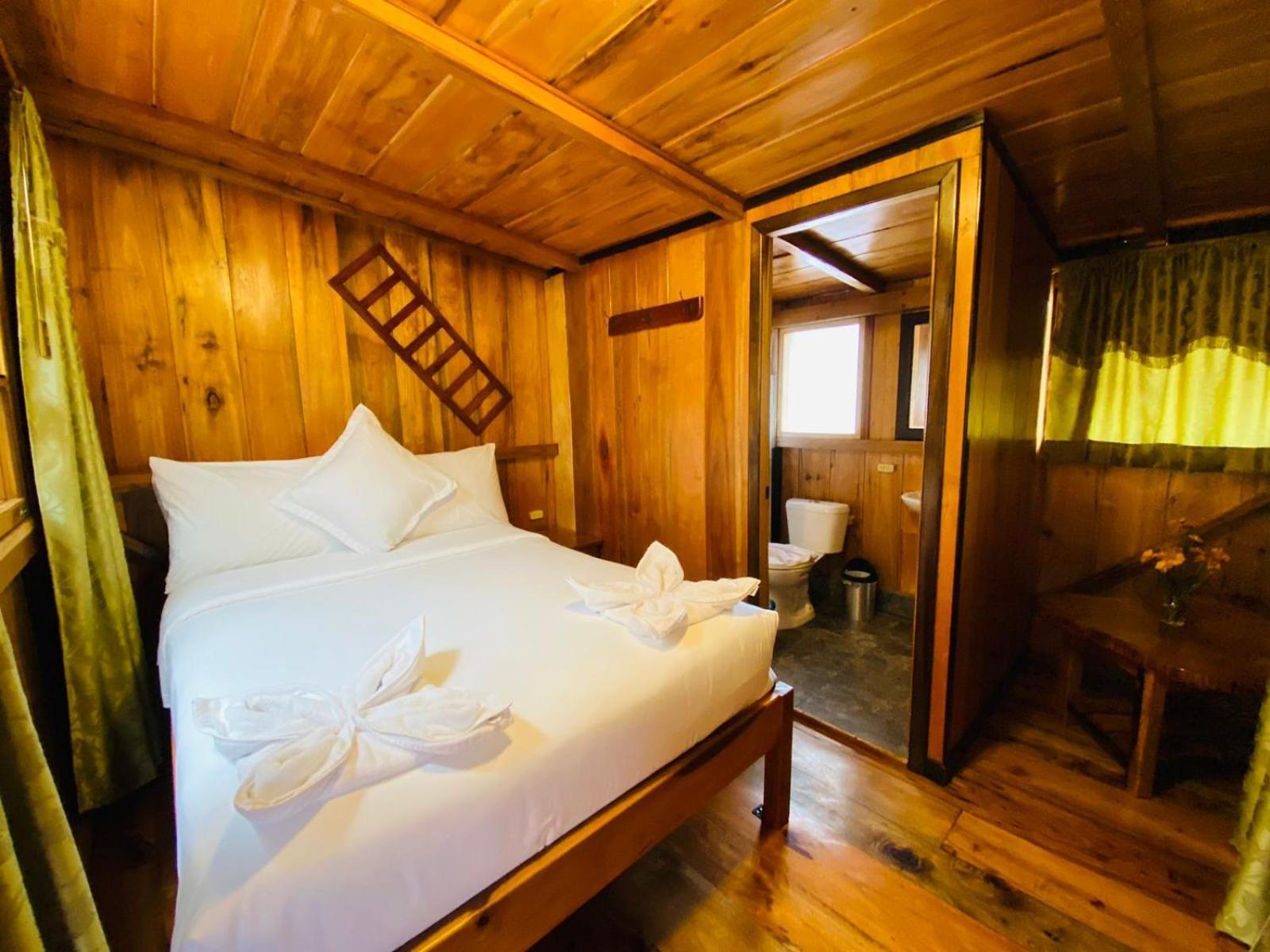 Guayabo Hostal ميندو الغرفة الصورة